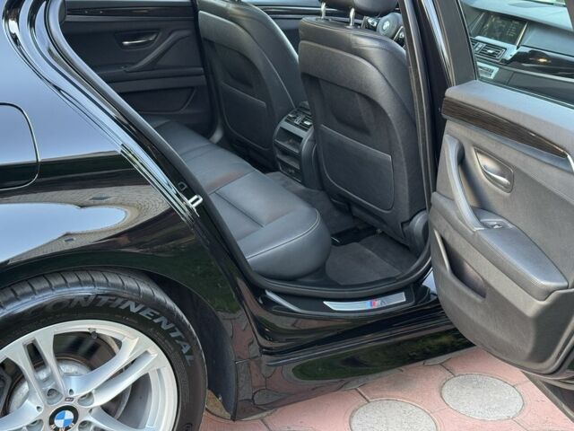 Чорний БМВ 5 Серія, об'ємом двигуна 2 л та пробігом 200 тис. км за 15999 $, фото 15 на Automoto.ua