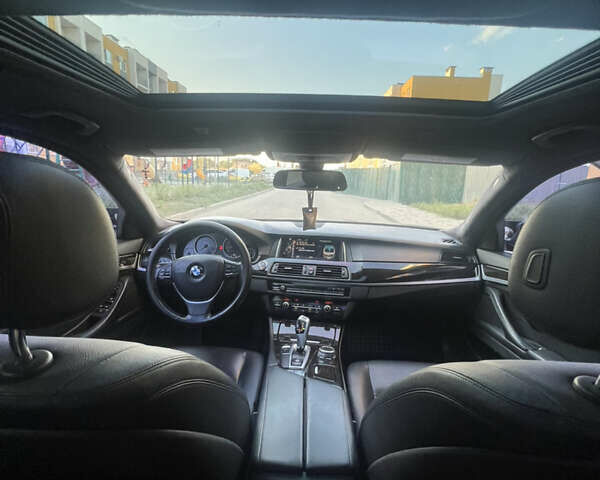 Чорний БМВ 5 Серія, об'ємом двигуна 3 л та пробігом 245 тис. км за 15900 $, фото 6 на Automoto.ua