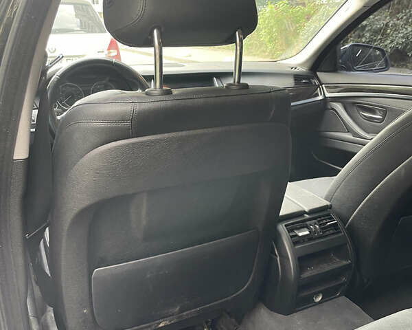 Чорний БМВ 5 Серія, об'ємом двигуна 2 л та пробігом 155 тис. км за 14000 $, фото 24 на Automoto.ua