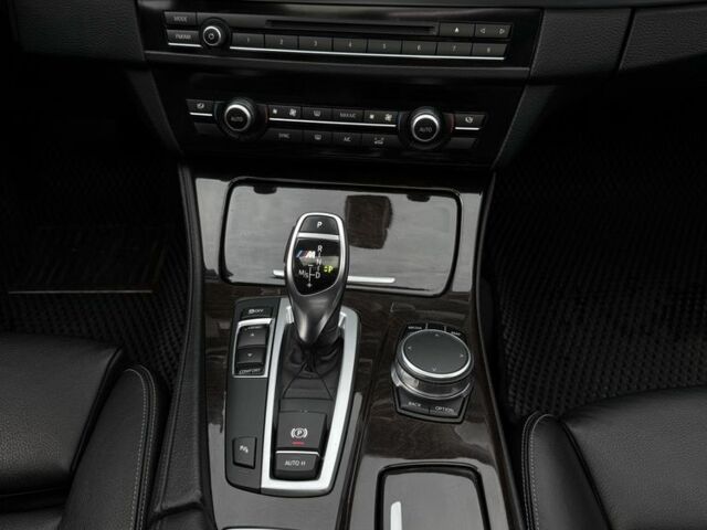 БМВ 5 Серия 2014 в Виннице на Automoto.ua Черный БМВ 5 Серия, объемом двигателя 2 л и пробегом 158 тыс. км за 17900 $, фото 15 на Automoto.ua