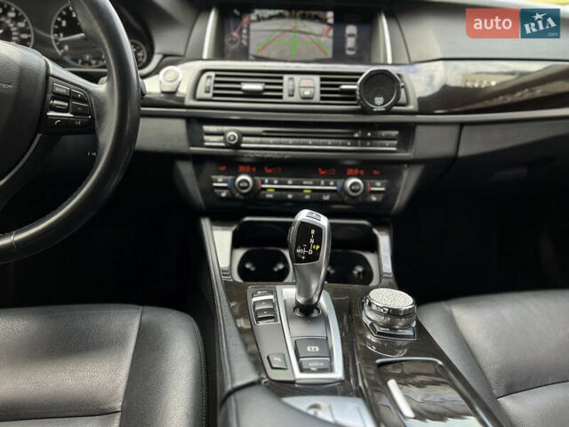Черный БМВ 5 Серия, объемом двигателя 3 л и пробегом 165 тыс. км за 15500 $, фото 11 на Automoto.ua