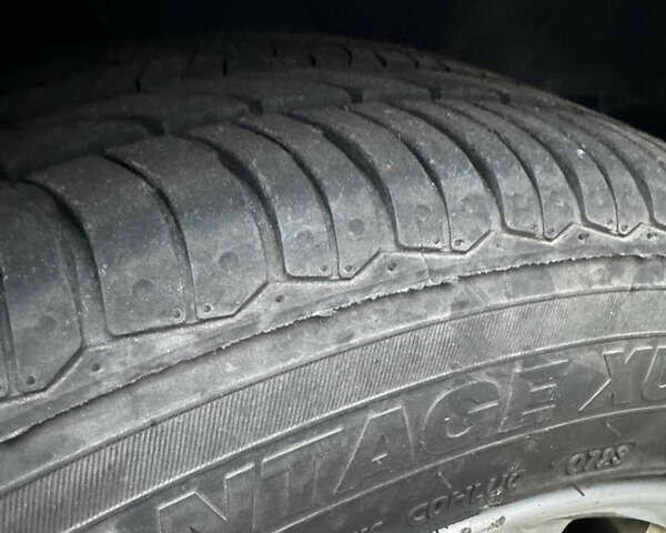 Черный БМВ 5 Серия, объемом двигателя 2 л и пробегом 194 тыс. км за 14800 $, фото 16 на Automoto.ua