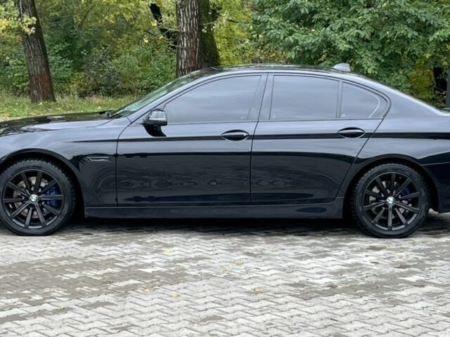БМВ 5 Серия 2014 в Черновцах на Automoto.ua Черный БМВ 5 Серия, объемом двигателя 3 л и пробегом 280 тыс. км за 15500 $, фото 4 на Automoto.ua