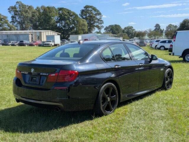 Черный БМВ 5 Серия, объемом двигателя 3 л и пробегом 78 тыс. км за 16300 $, фото 5 на Automoto.ua