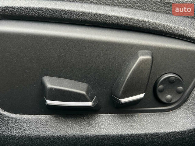 Чорний БМВ 5 Серія, об'ємом двигуна 2 л та пробігом 182 тис. км за 16300 $, фото 21 на Automoto.ua