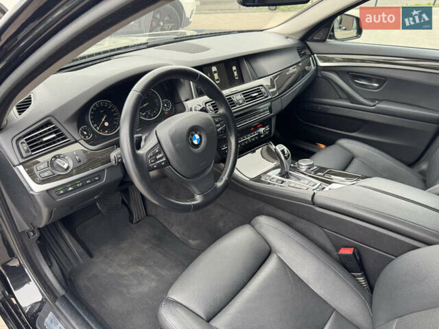 Чорний БМВ 5 Серія, об'ємом двигуна 3 л та пробігом 230 тис. км за 26700 $, фото 36 на Automoto.ua