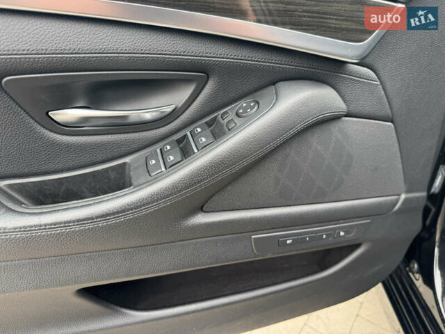 Чорний БМВ 5 Серія, об'ємом двигуна 3 л та пробігом 230 тис. км за 26700 $, фото 40 на Automoto.ua