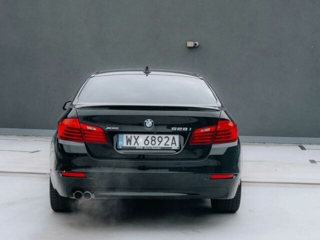 Чорний БМВ 5 Серія, об'ємом двигуна 2 л та пробігом 104 тис. км за 10900 $, фото 7 на Automoto.ua