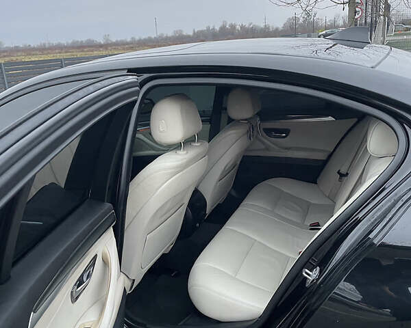 Черный БМВ 5 Серия, объемом двигателя 2.98 л и пробегом 260 тыс. км за 15700 $, фото 18 на Automoto.ua