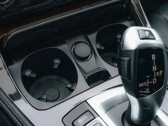 Чорний БМВ 5 Серія, об'ємом двигуна 2 л та пробігом 104 тис. км за 10900 $, фото 9 на Automoto.ua