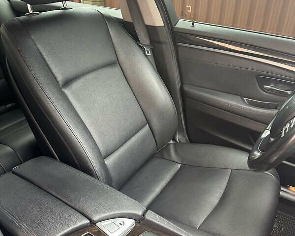 Чорний БМВ 5 Серія, об'ємом двигуна 2 л та пробігом 226 тис. км за 14700 $, фото 38 на Automoto.ua