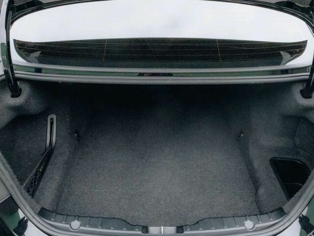 Чорний БМВ 5 Серія, об'ємом двигуна 2 л та пробігом 104 тис. км за 10900 $, фото 11 на Automoto.ua