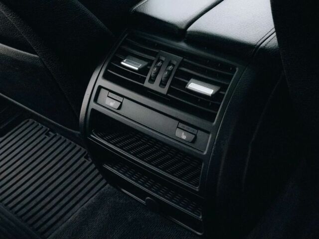 Чорний БМВ 5 Серія, об'ємом двигуна 2 л та пробігом 104 тис. км за 10900 $, фото 23 на Automoto.ua