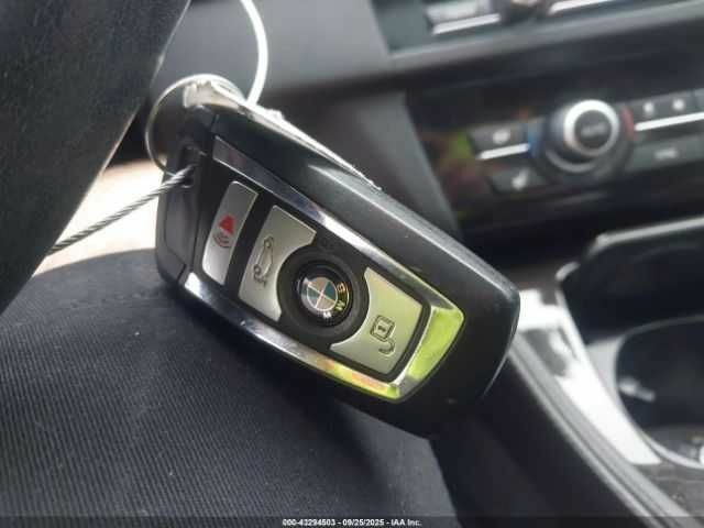 БМВ 5 Серия 2015 в Черновцах на Automoto.ua Черный БМВ 5 Серия, объемом двигателя 3 л и пробегом 75 тыс. км за 2500 $, фото 9 на Automoto.ua