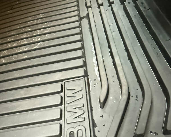 Чорний БМВ 5 Серія, об'ємом двигуна 2 л та пробігом 177 тис. км за 17750 $, фото 80 на Automoto.ua