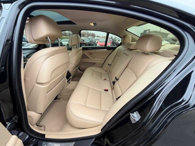 Черный БМВ 5 Серия, объемом двигателя 3 л и пробегом 226 тыс. км за 19800 $, фото 11 на Automoto.ua