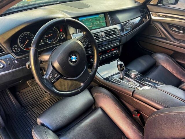 Чорний БМВ 5 Серія, об'ємом двигуна 2 л та пробігом 180 тис. км за 21999 $, фото 6 на Automoto.ua