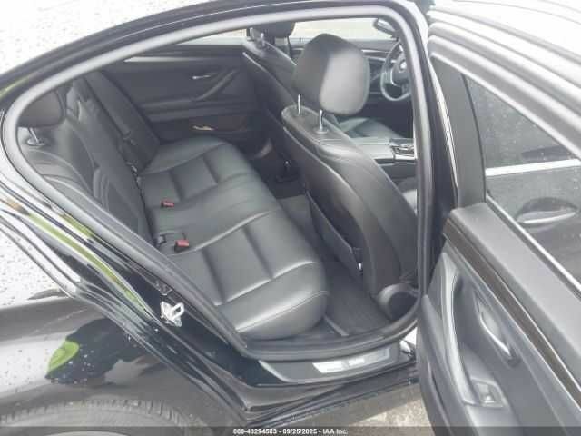 БМВ 5 Серия 2015 в Черновцах на Automoto.ua Черный БМВ 5 Серия, объемом двигателя 3 л и пробегом 75 тыс. км за 2500 $, фото 7 на Automoto.ua