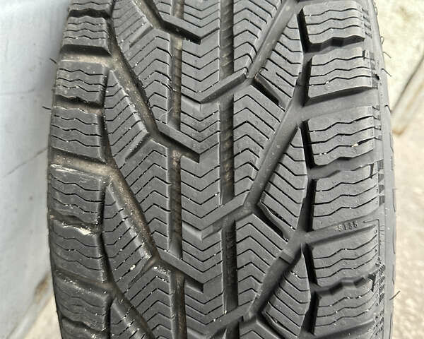 Чорний БМВ 5 Серія, об'ємом двигуна 2 л та пробігом 177 тис. км за 17750 $, фото 98 на Automoto.ua