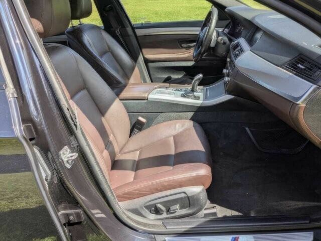 Черный БМВ 5 Серия, объемом двигателя 3 л и пробегом 78 тыс. км за 16300 $, фото 9 на Automoto.ua