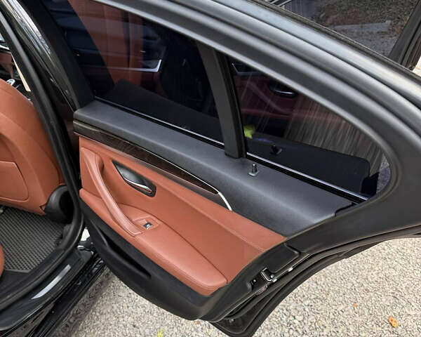 Чорний БМВ 5 Серія, об'ємом двигуна 2 л та пробігом 134 тис. км за 17500 $, фото 5 на Automoto.ua