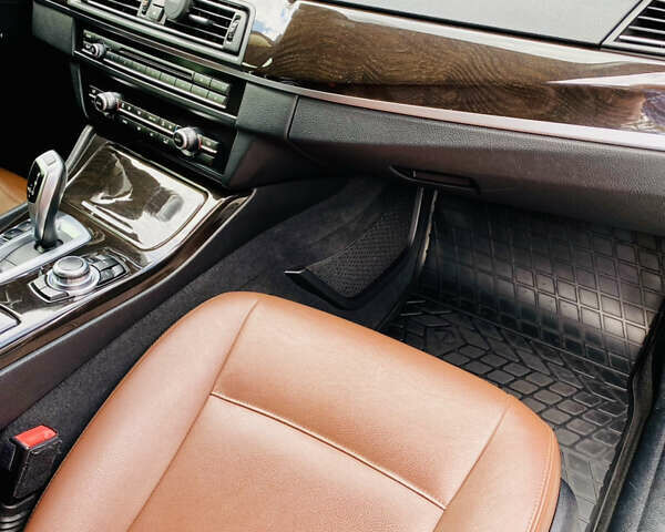 Черный БМВ 5 Серия, объемом двигателя 2 л и пробегом 270 тыс. км за 19500 $, фото 6 на Automoto.ua