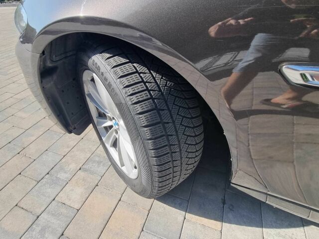 Чорний БМВ 5 Серія, об'ємом двигуна 2 л та пробігом 165 тис. км за 15200 $, фото 18 на Automoto.ua