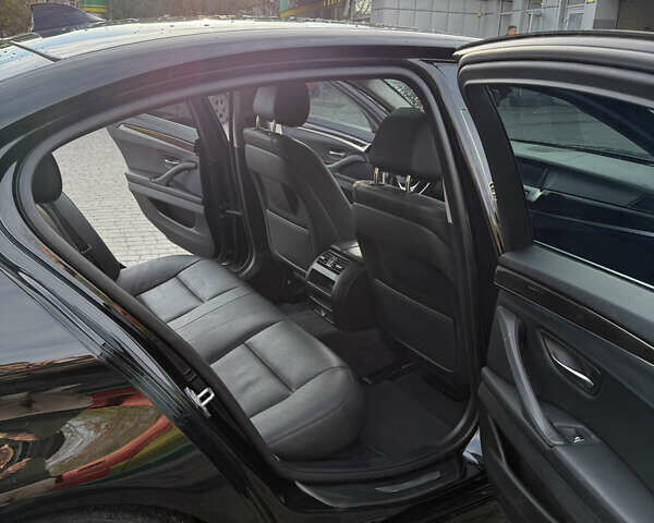 Черный БМВ 5 Серия, объемом двигателя 2 л и пробегом 188 тыс. км за 15000 $, фото 16 на Automoto.ua