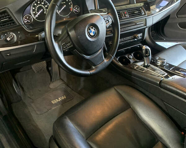 Черный БМВ 5 Серия, объемом двигателя 3 л и пробегом 228 тыс. км за 17000 $, фото 1 на Automoto.ua