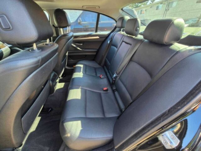 Чорний БМВ 5 Серія, об'ємом двигуна 2 л та пробігом 78 тис. км за 11000 $, фото 12 на Automoto.ua