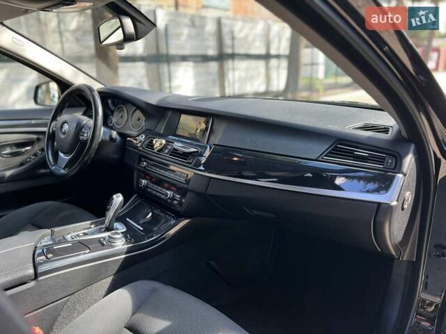 Чорний БМВ 5 Серія, об'ємом двигуна 2 л та пробігом 203 тис. км за 15650 $, фото 11 на Automoto.ua