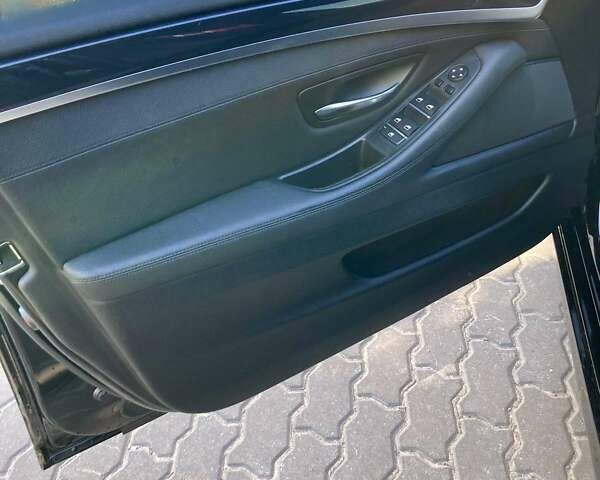 Черный БМВ 5 Серия, объемом двигателя 2 л и пробегом 187 тыс. км за 14900 $, фото 6 на Automoto.ua