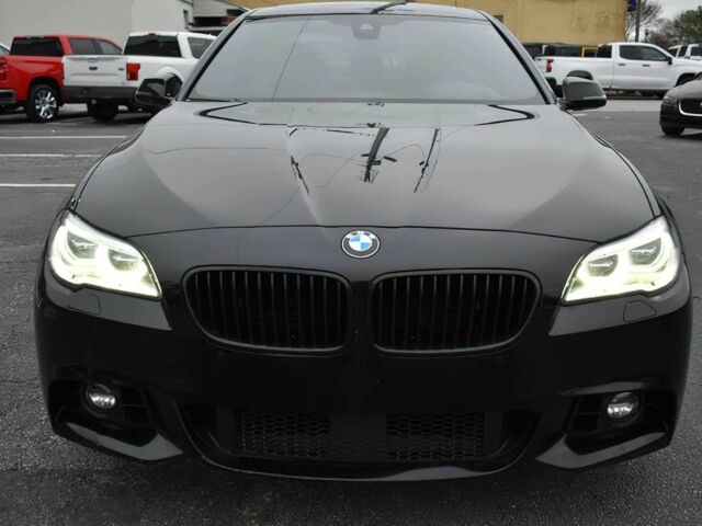 Черный БМВ 5 Серия, объемом двигателя 4.4 л и пробегом 75 тыс. км за 10000 $, фото 1 на Automoto.ua