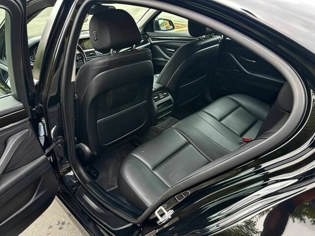 Чорний БМВ 5 Серія, об'ємом двигуна 2 л та пробігом 75 тис. км за 10500 $, фото 11 на Automoto.ua