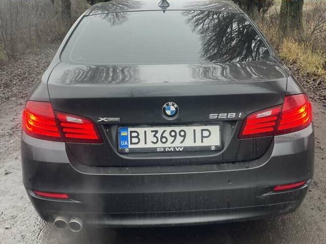 Черный БМВ 5 Серия, объемом двигателя 2 л и пробегом 121 тыс. км за 19500 $, фото 6 на Automoto.ua