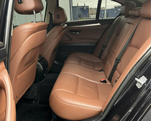 Чорний БМВ 5 Серія, об'ємом двигуна 2 л та пробігом 180 тис. км за 21500 $, фото 29 на Automoto.ua