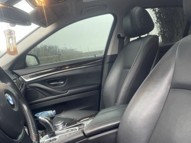 Черный БМВ 5 Серия, объемом двигателя 2 л и пробегом 121 тыс. км за 19500 $, фото 7 на Automoto.ua