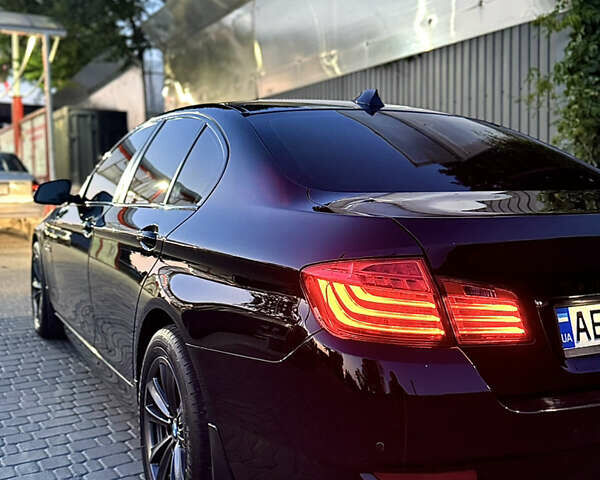 Черный БМВ 5 Серия, объемом двигателя 2 л и пробегом 167 тыс. км за 18000 $, фото 4 на Automoto.ua