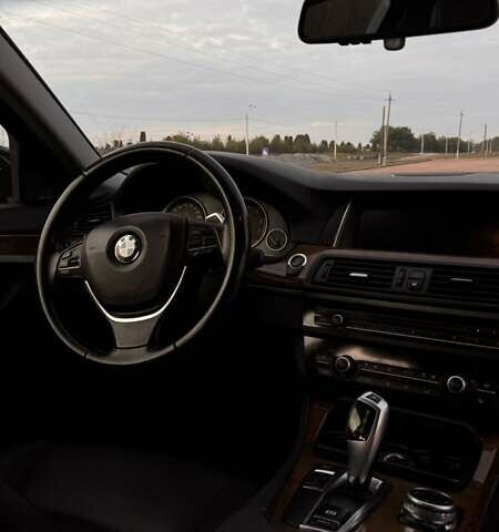 Чорний БМВ 5 Серія, об'ємом двигуна 2 л та пробігом 164 тис. км за 13500 $, фото 9 на Automoto.ua