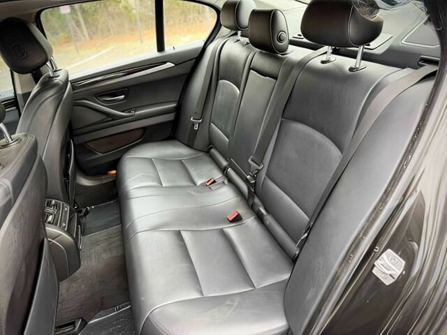 Черный БМВ 5 Серия, объемом двигателя 2 л и пробегом 72 тыс. км за 4100 $, фото 13 на Automoto.ua