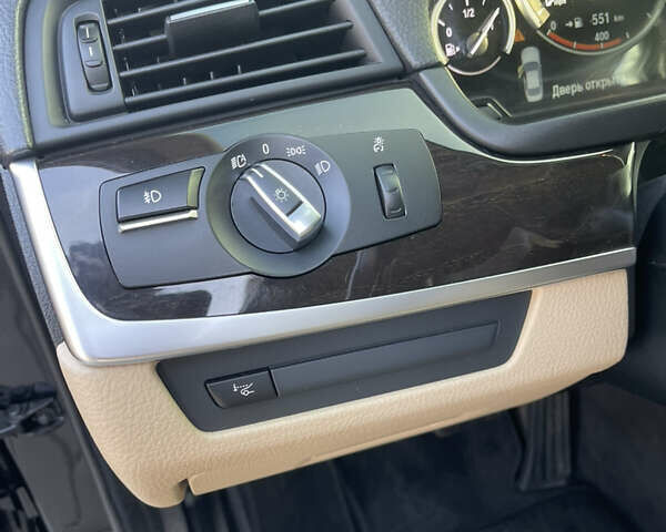 Чорний БМВ 5 Серія, об'ємом двигуна 2.98 л та пробігом 90 тис. км за 20499 $, фото 28 на Automoto.ua