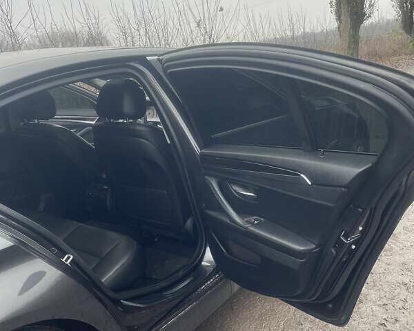 Черный БМВ 5 Серия, объемом двигателя 2 л и пробегом 121 тыс. км за 19500 $, фото 14 на Automoto.ua