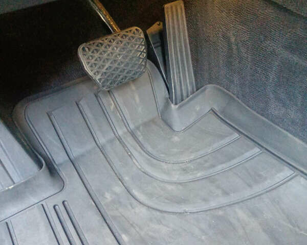 Черный БМВ 5 Серия, объемом двигателя 2.98 л и пробегом 160 тыс. км за 18500 $, фото 21 на Automoto.ua