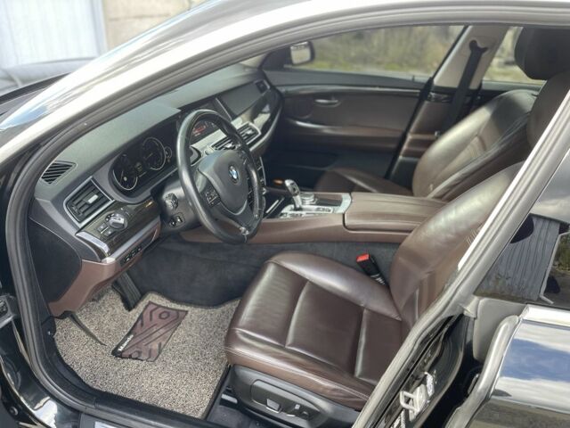 Чорний БМВ 5 Серія, об'ємом двигуна 2 л та пробігом 194 тис. км за 21800 $, фото 11 на Automoto.ua