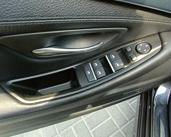 Черный БМВ 5 Серия, объемом двигателя 2.98 л и пробегом 160 тыс. км за 18500 $, фото 34 на Automoto.ua