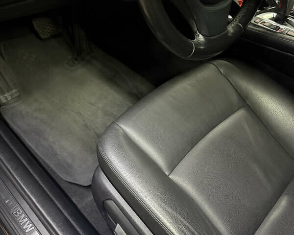 БМВ 5 Серия 2016 в Киеве на Automoto.ua Черный БМВ 5 Серия, объемом двигателя 2.98 л и пробегом 155 тыс. км за 21449 $, фото 18 на Automoto.ua