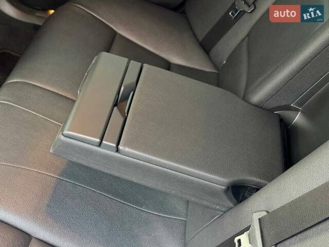 Чорний БМВ 5 Серія, об'ємом двигуна 2 л та пробігом 102 тис. км за 18500 $, фото 27 на Automoto.ua