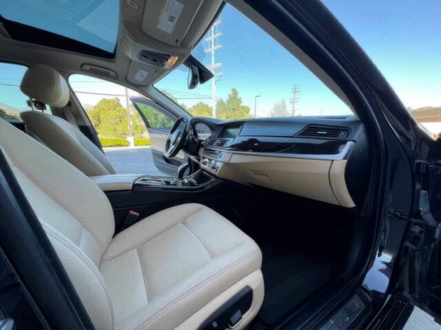 Чорний БМВ 5 Серія, об'ємом двигуна 3 л та пробігом 71 тис. км за 12300 $, фото 8 на Automoto.ua