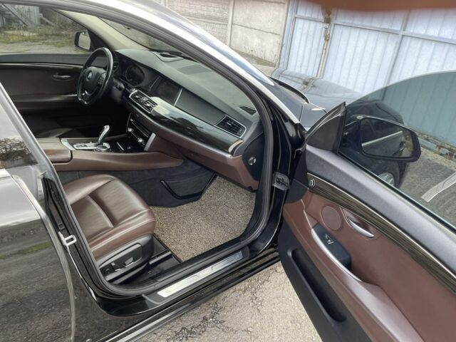 Чорний БМВ 5 Серія, об'ємом двигуна 2 л та пробігом 194 тис. км за 21800 $, фото 13 на Automoto.ua