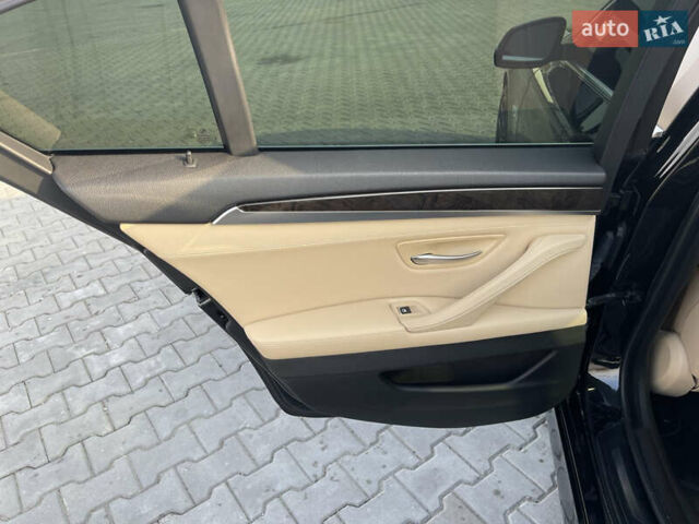 Чорний БМВ 5 Серія, об'ємом двигуна 2.98 л та пробігом 90 тис. км за 20499 $, фото 23 на Automoto.ua